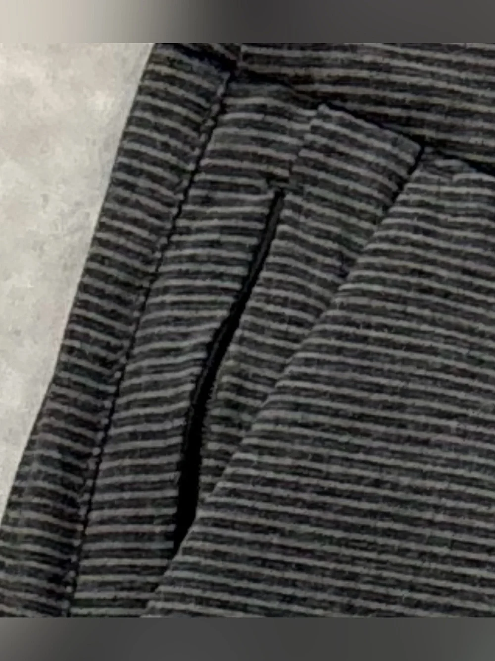 Hang Ten Hybrid Gray Striped 5-Pocket Shorts Men's Size 32